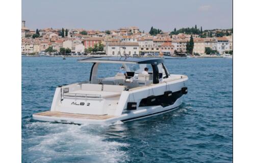 Motoryacht 