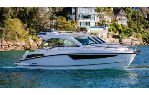 Motoryacht 