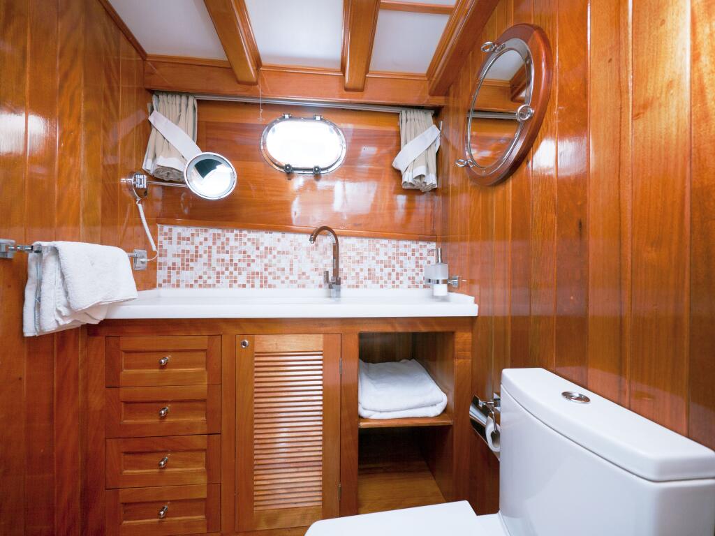 Gulet & Motor Sailer 