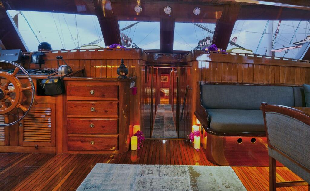 Gulet & Motor Sailer 