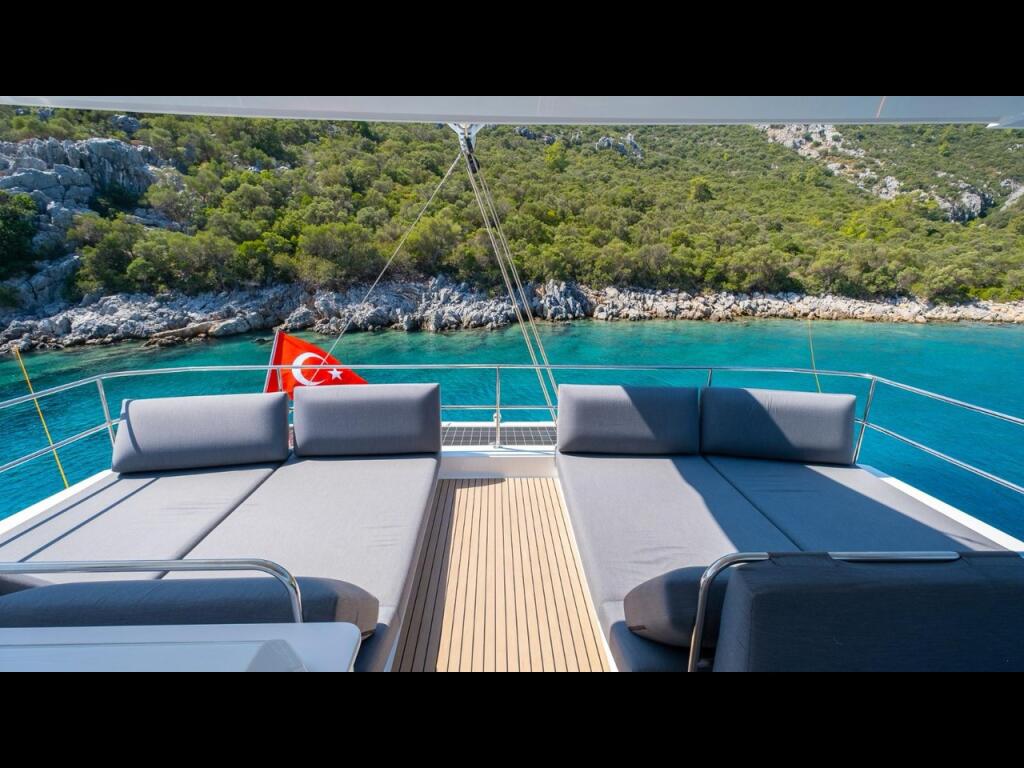 Catamaran 