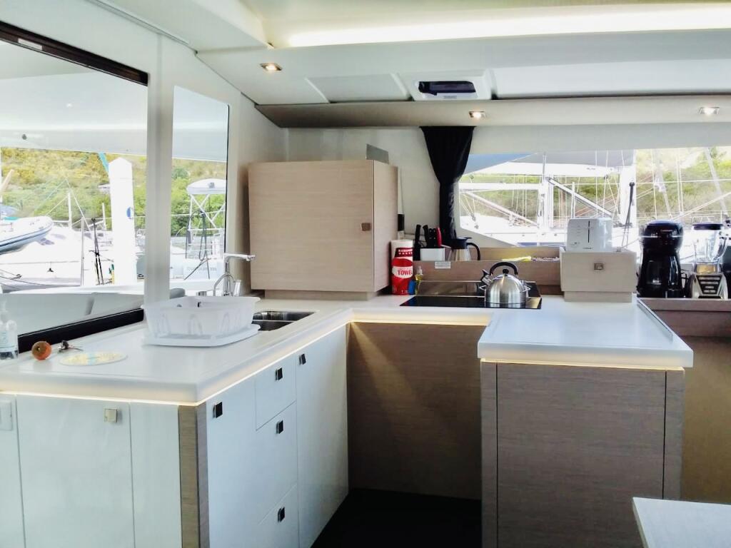Catamaran 