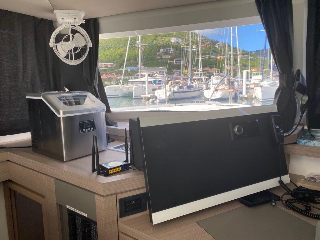 Catamaran 