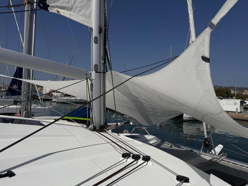 Catamaran 