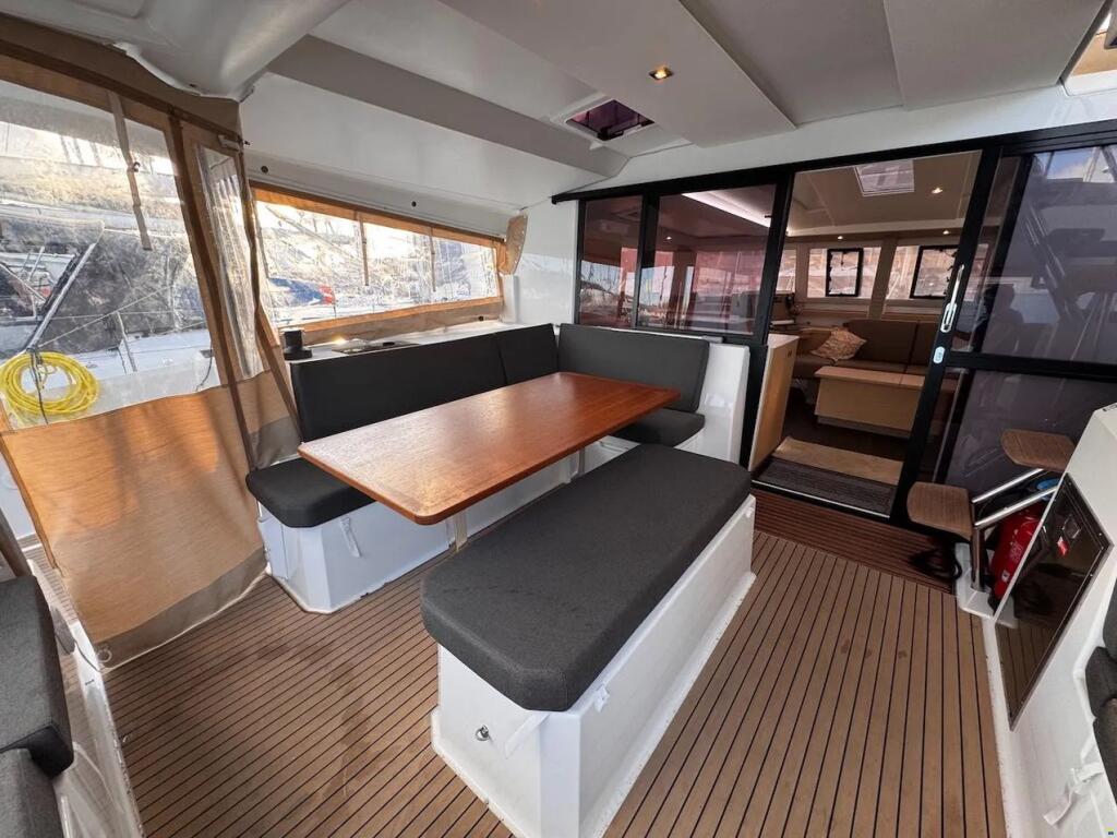 Catamaran 