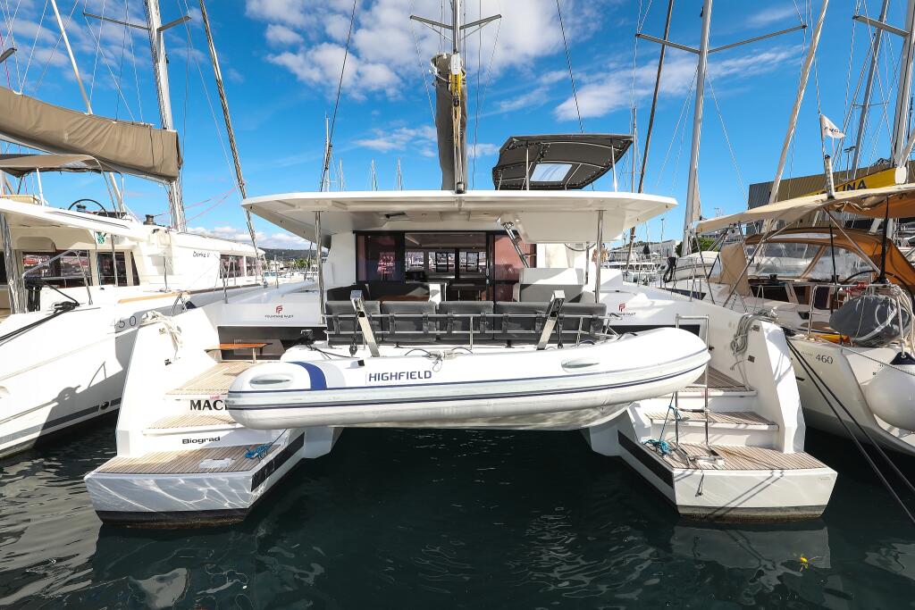 Catamaran 
