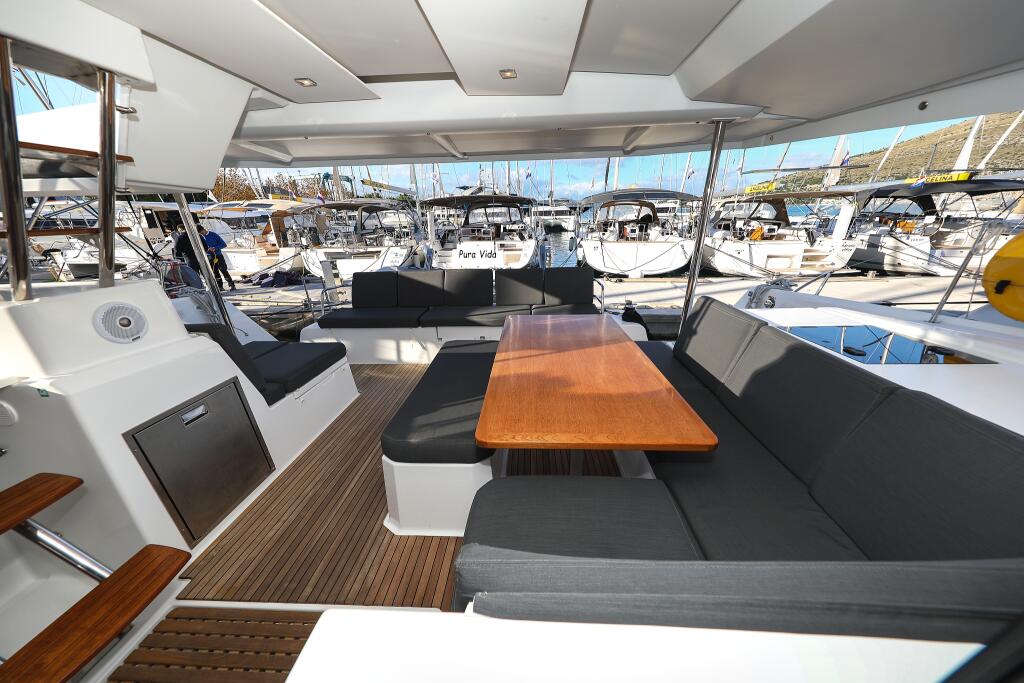 Catamaran 