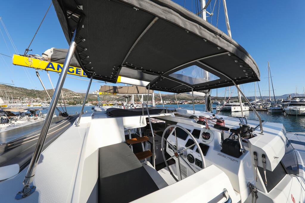 Catamaran 