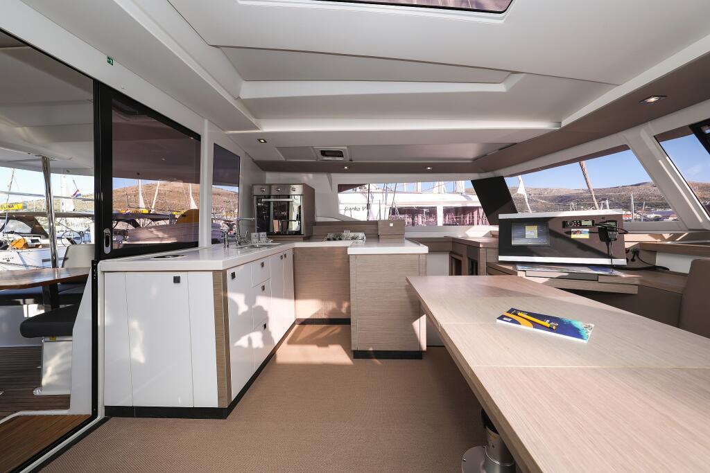 Catamaran 