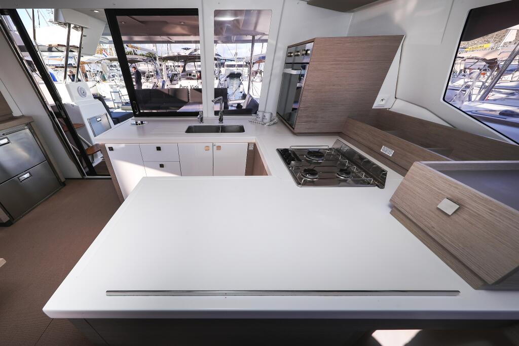 Catamaran 