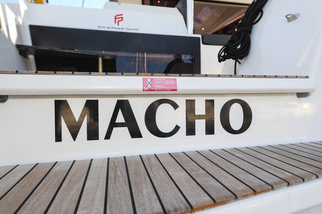 Catamaran 