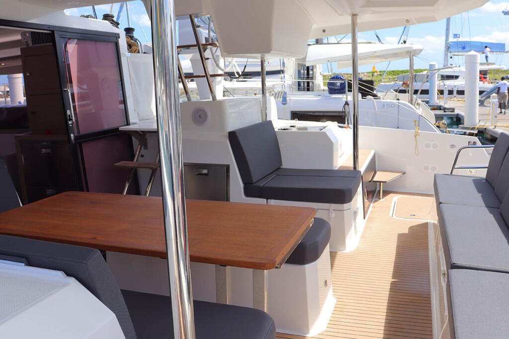 Catamaran 