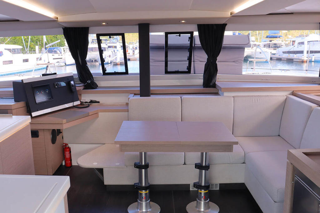 Catamaran 