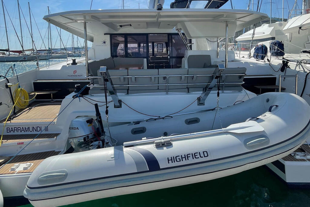 Catamaran 