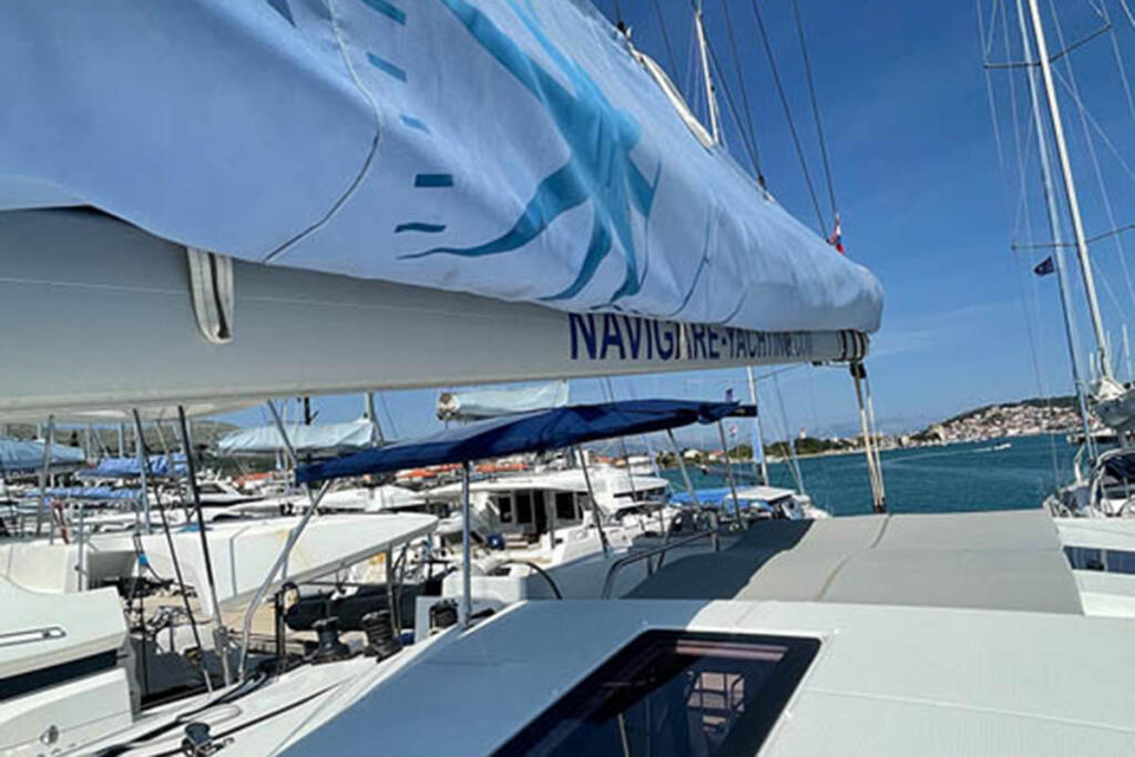 Catamaran 