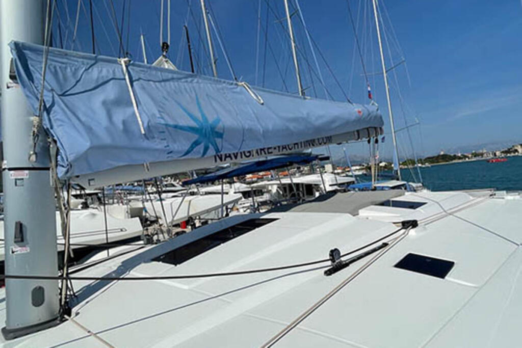 Catamaran 