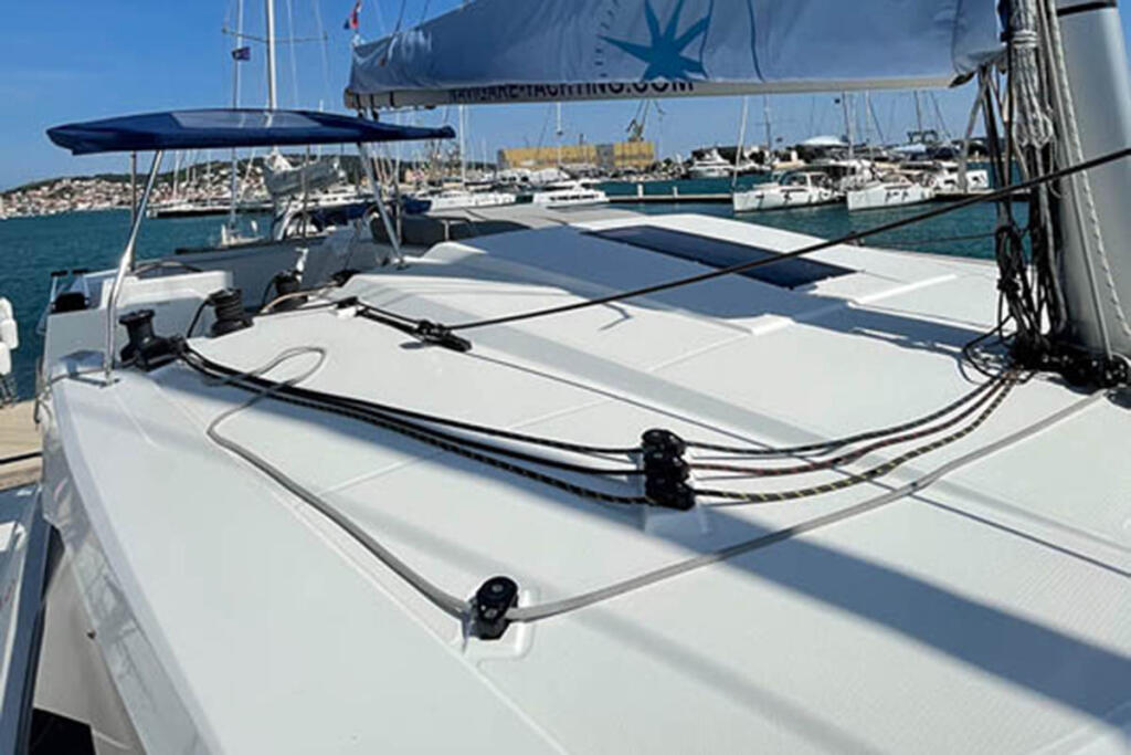 Catamaran 