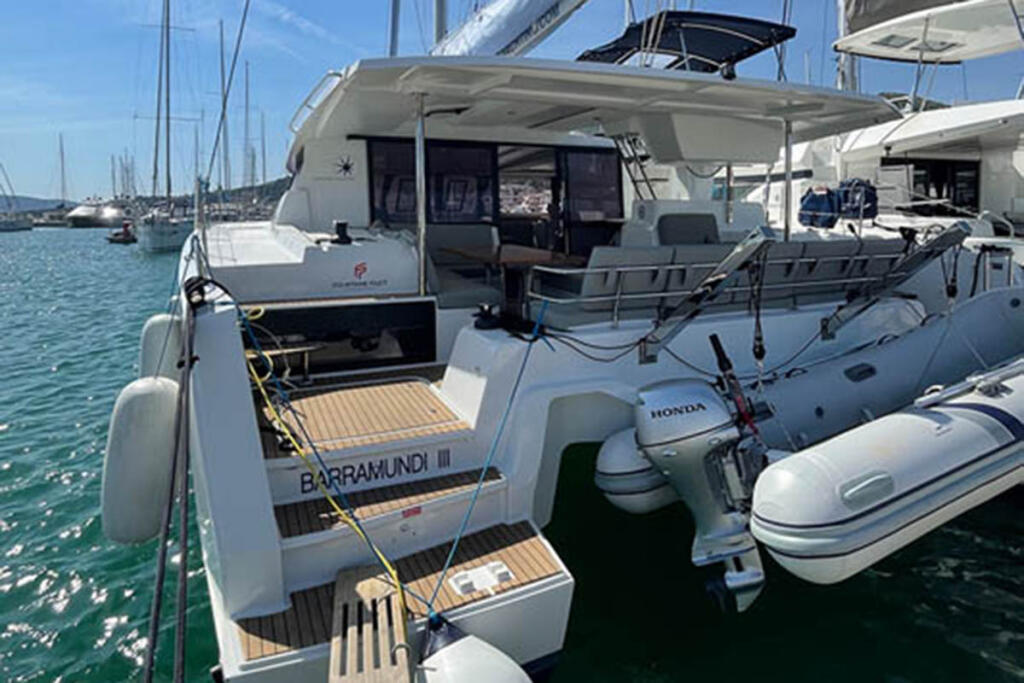 Catamaran 