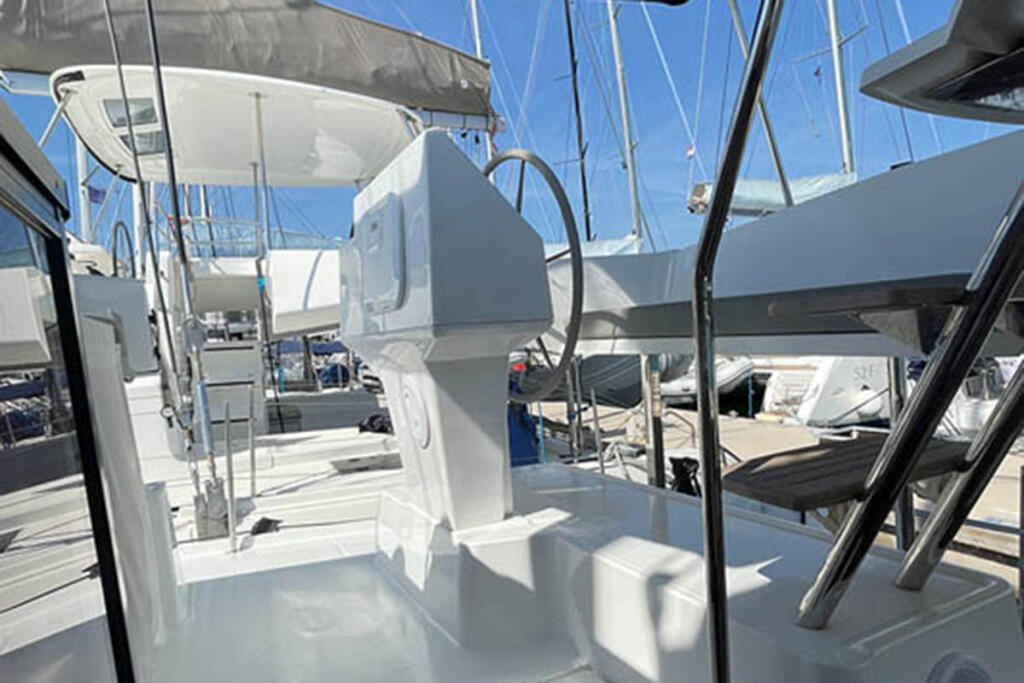 Catamaran 