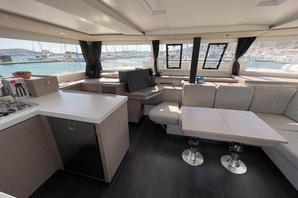 Catamaran 