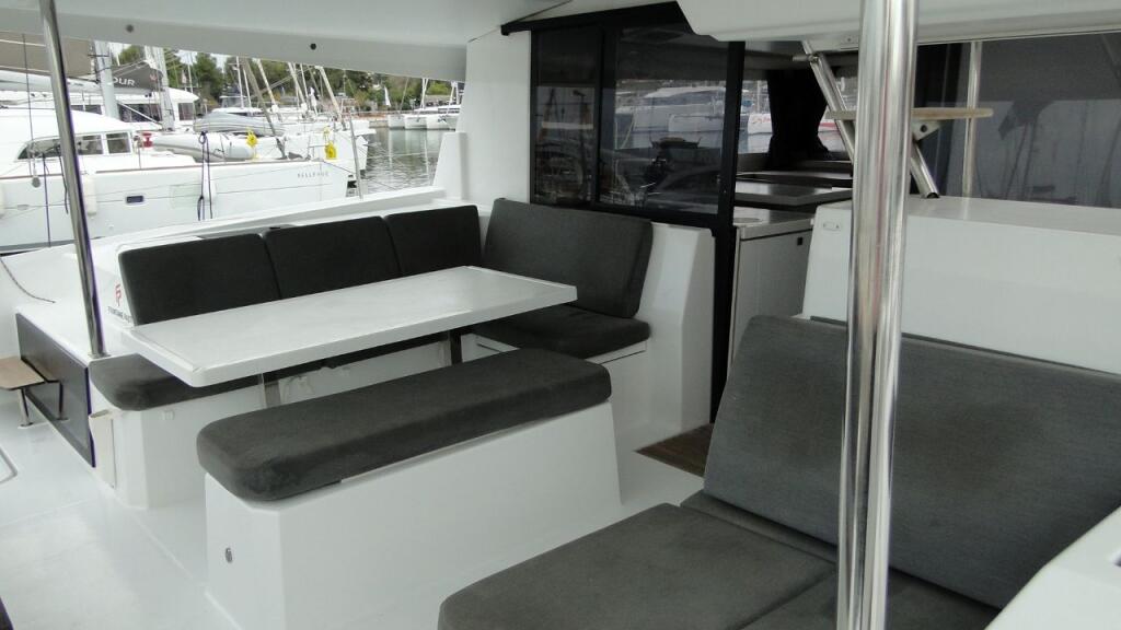 Catamaran 