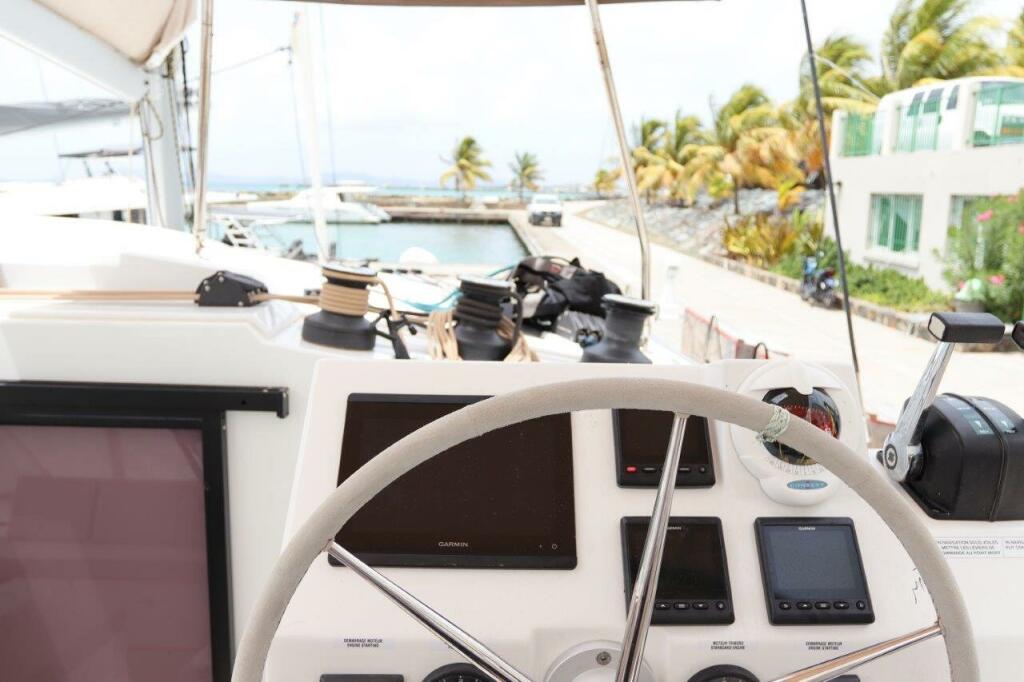 Catamaran 