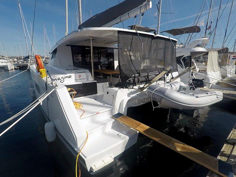Catamaran 