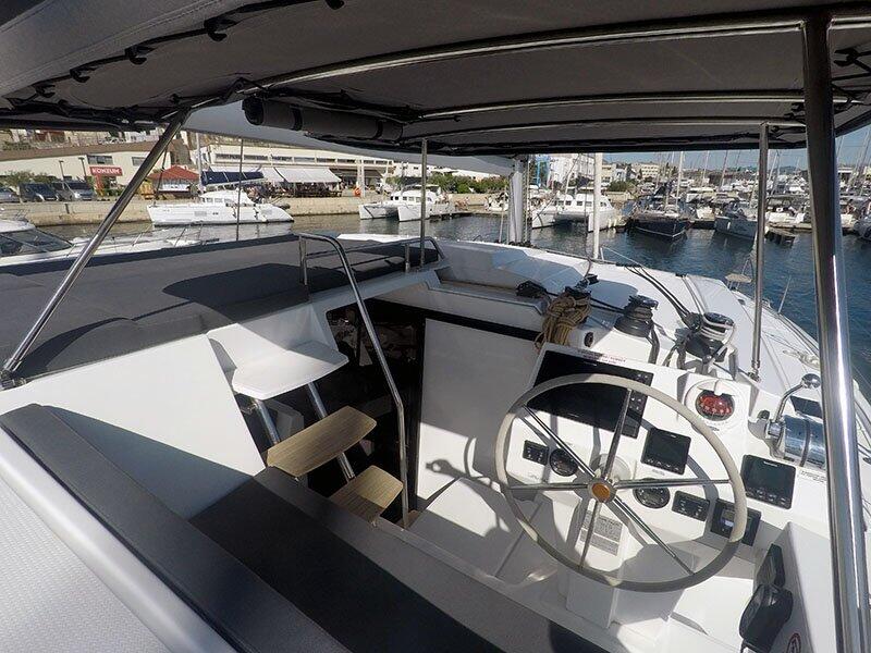 Catamaran 