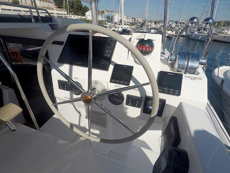 Catamaran 