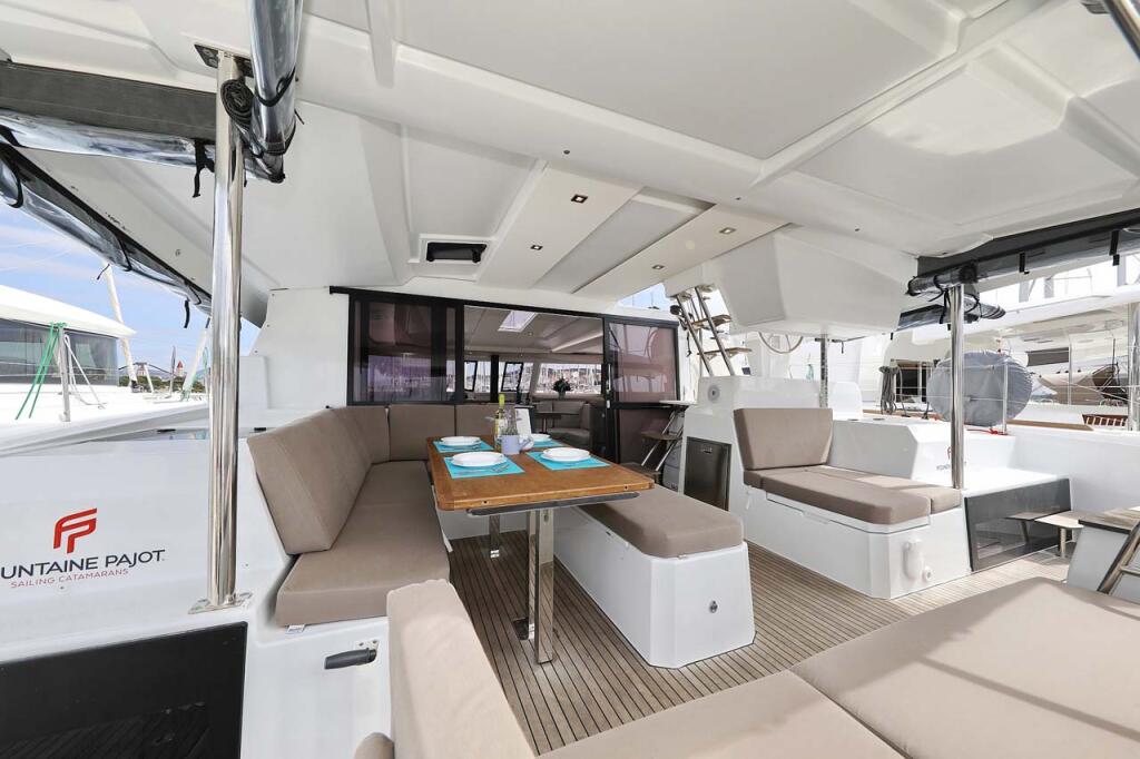 Catamaran 