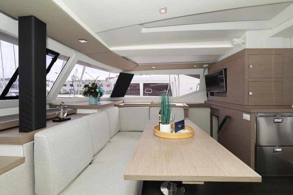 Catamaran 