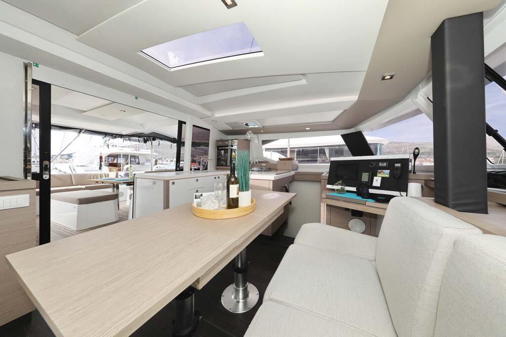 Catamaran 