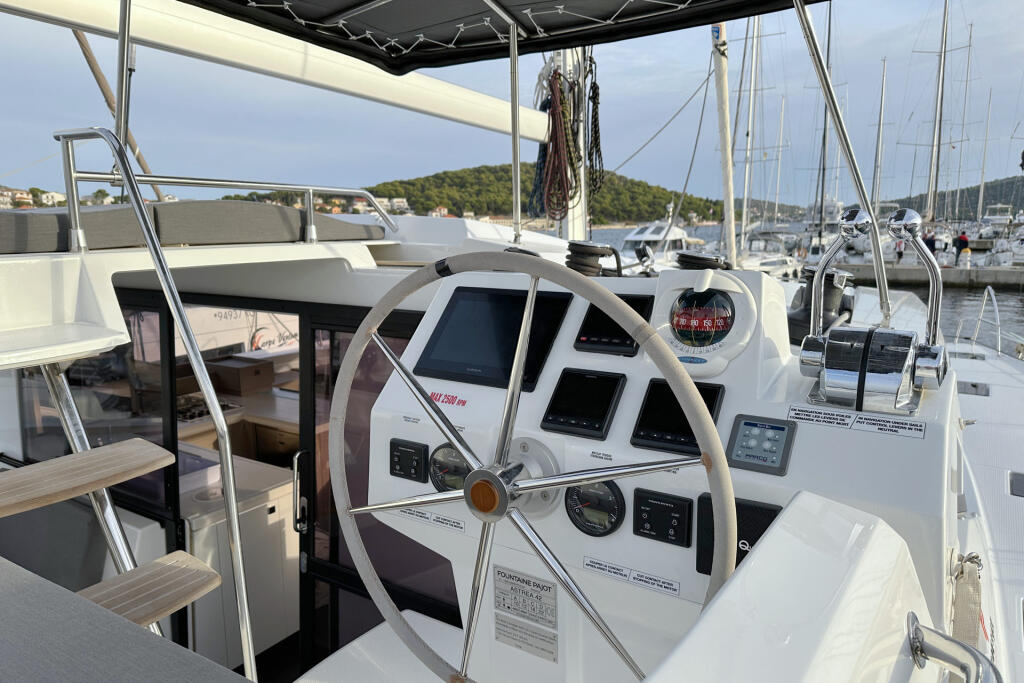 Catamaran 