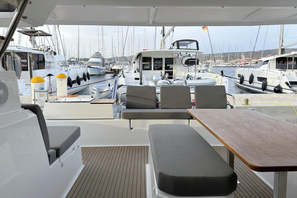 Catamaran 