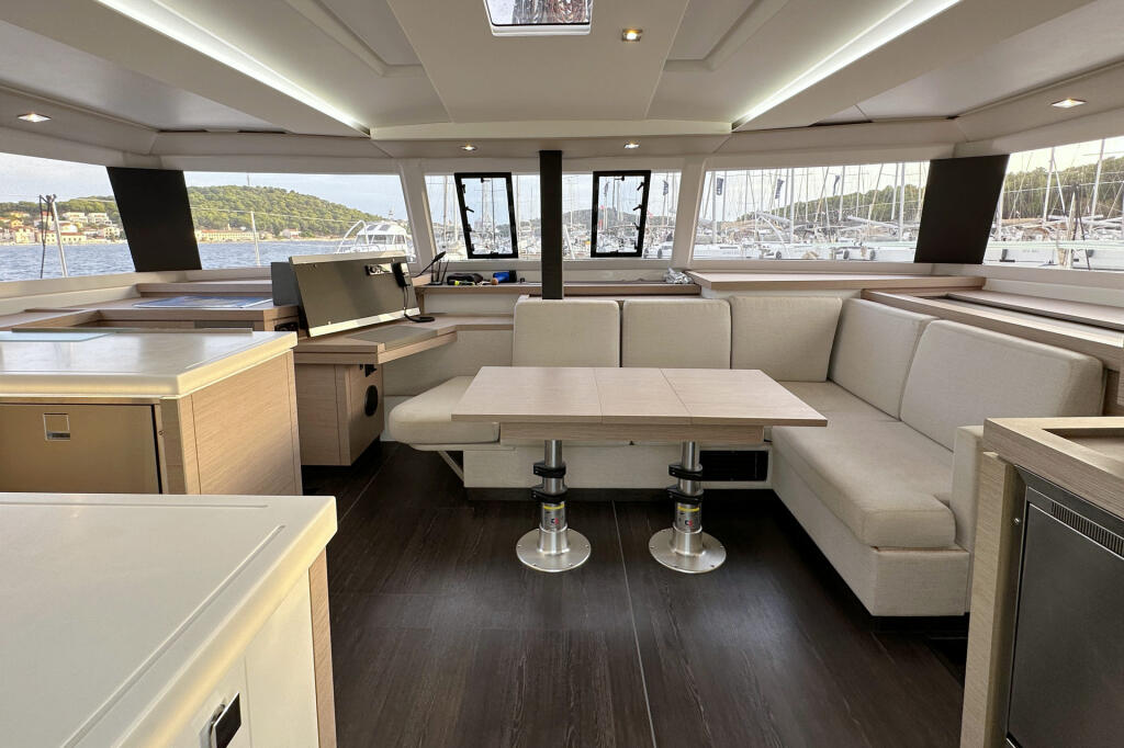 Catamaran 