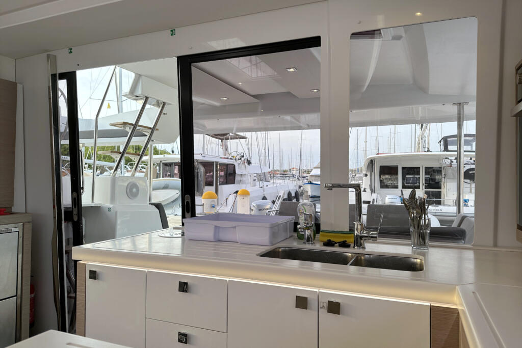 Catamaran 