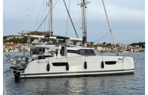 Catamaran 