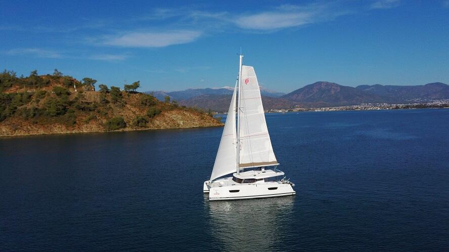 Catamaran 