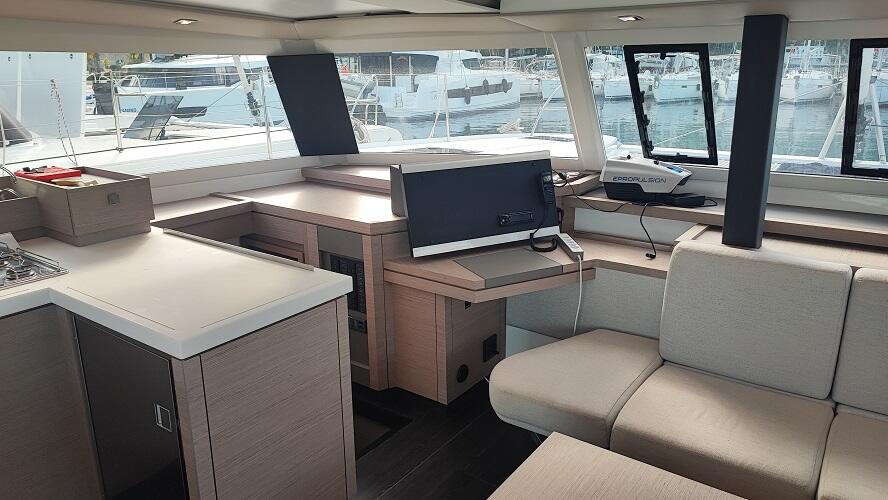 Catamaran 