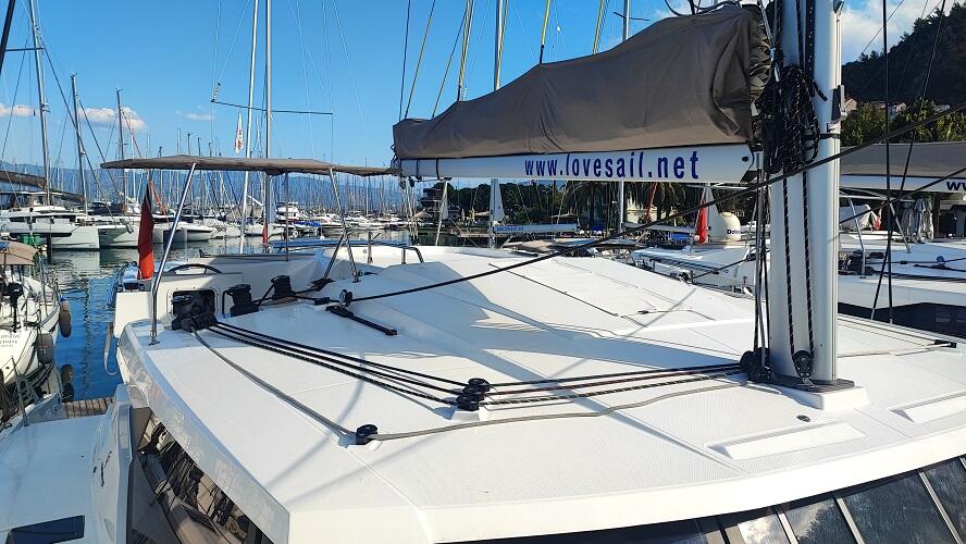 Catamaran 