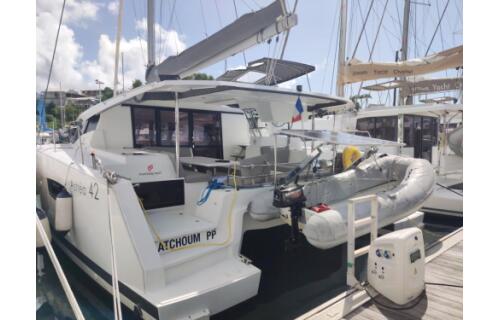Catamarán 