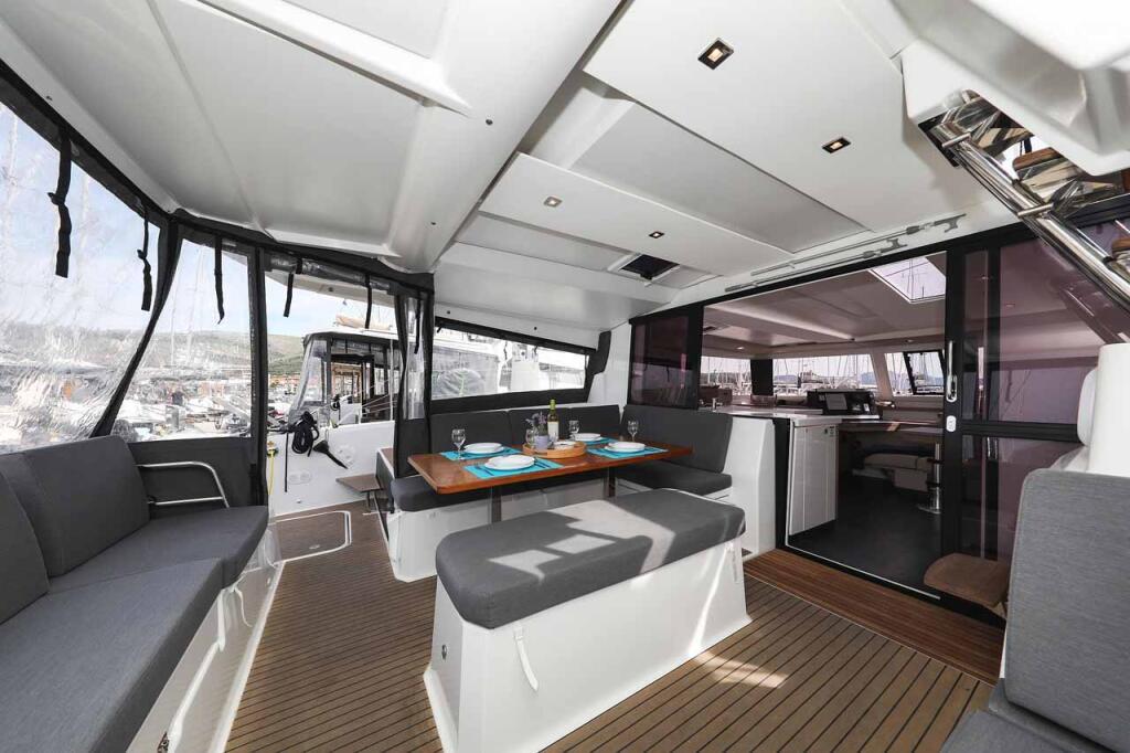 Catamaran 