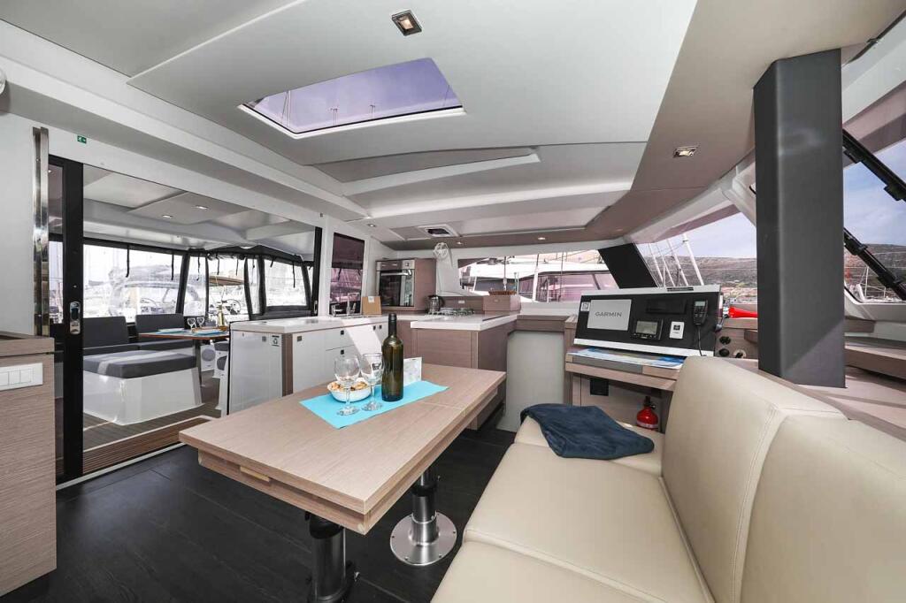 Catamaran 