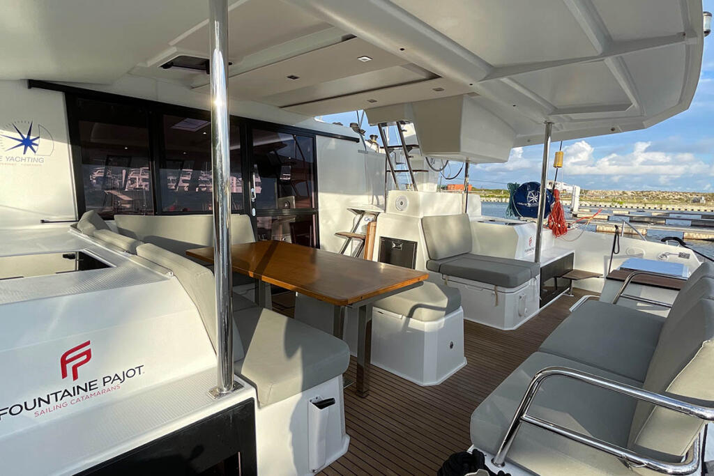 Catamaran 