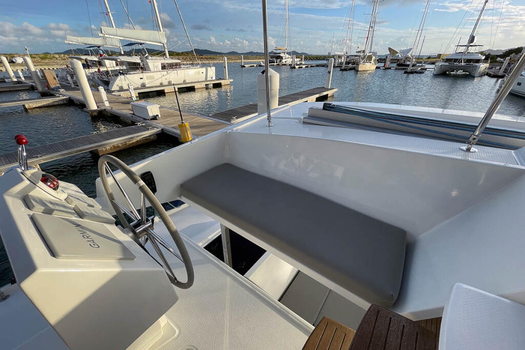 Catamaran 