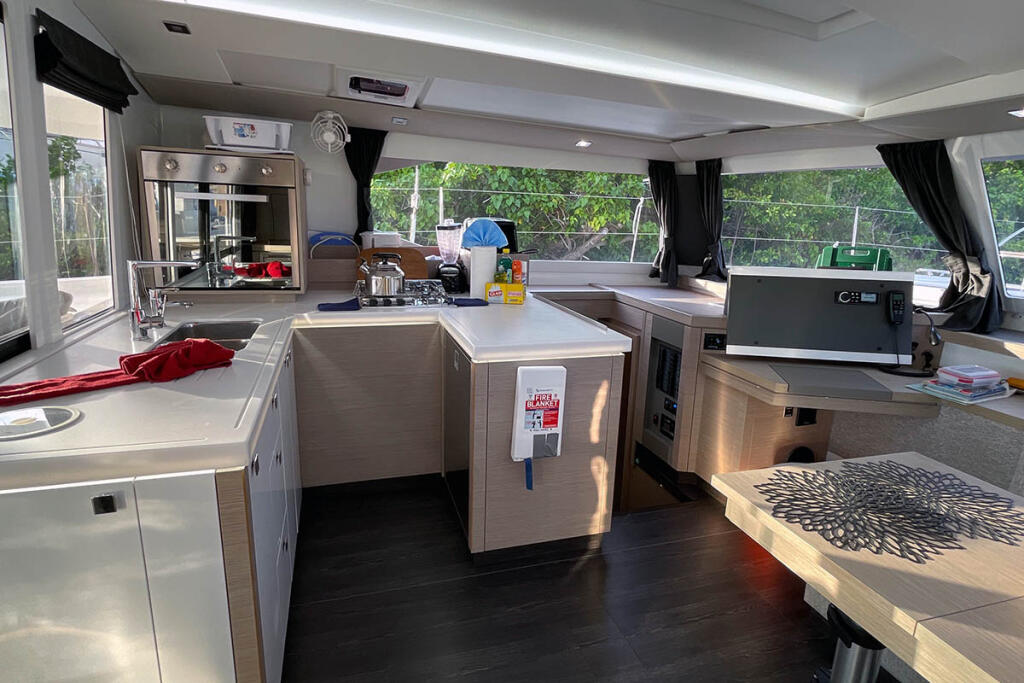 Catamaran 