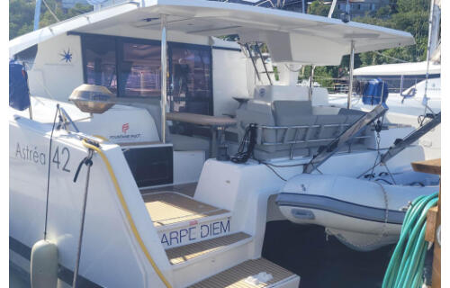 Catamaran 