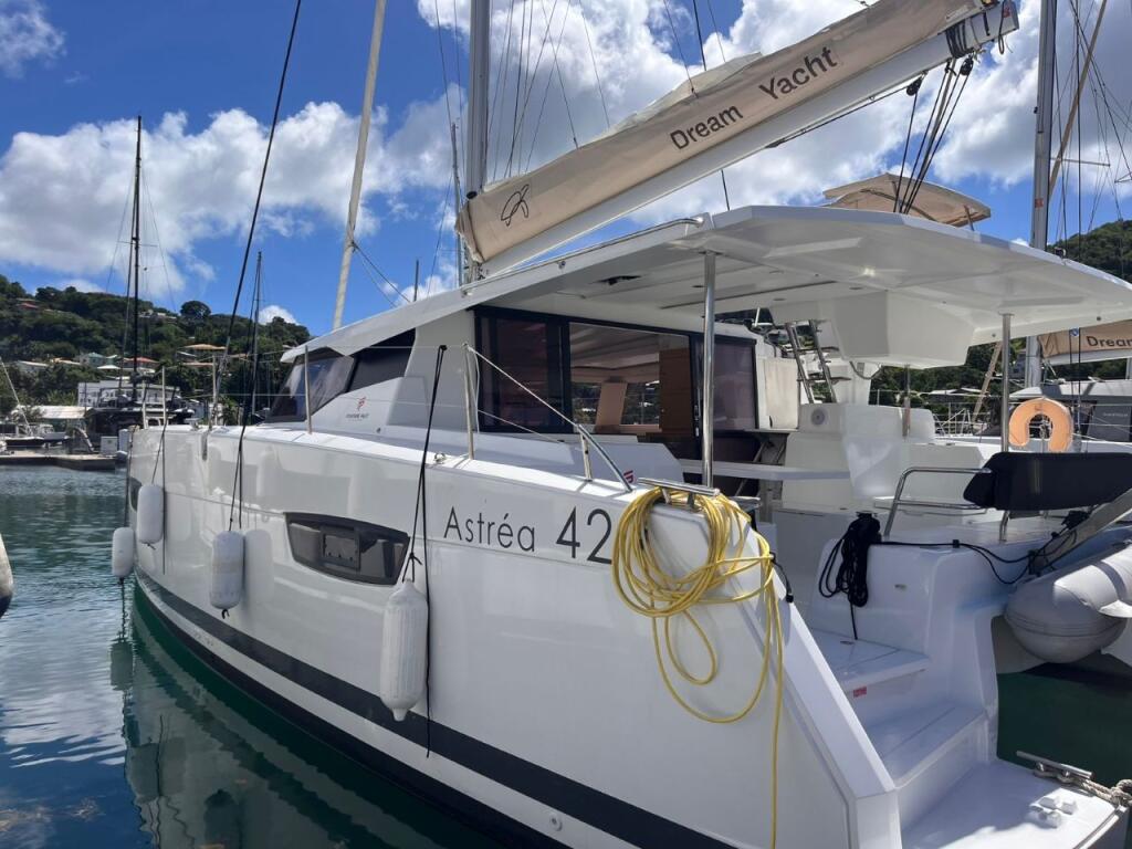 Catamaran 