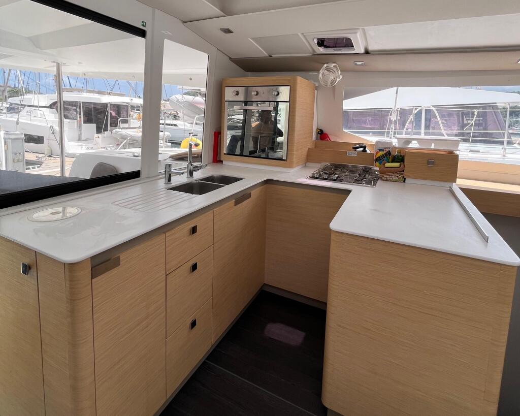 Catamaran 