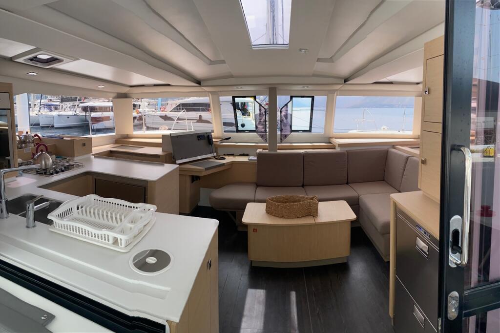 Catamaran 